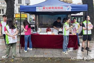 芬奇：让里德下场心里会难受 喜欢关键时刻李凯尔和罗齐尔的对位